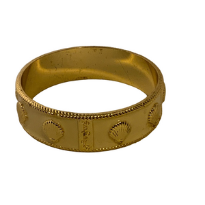 Lilly Pulitzer "Scallop Seashell" Bangle Bracelet Gold with Cream Enamel